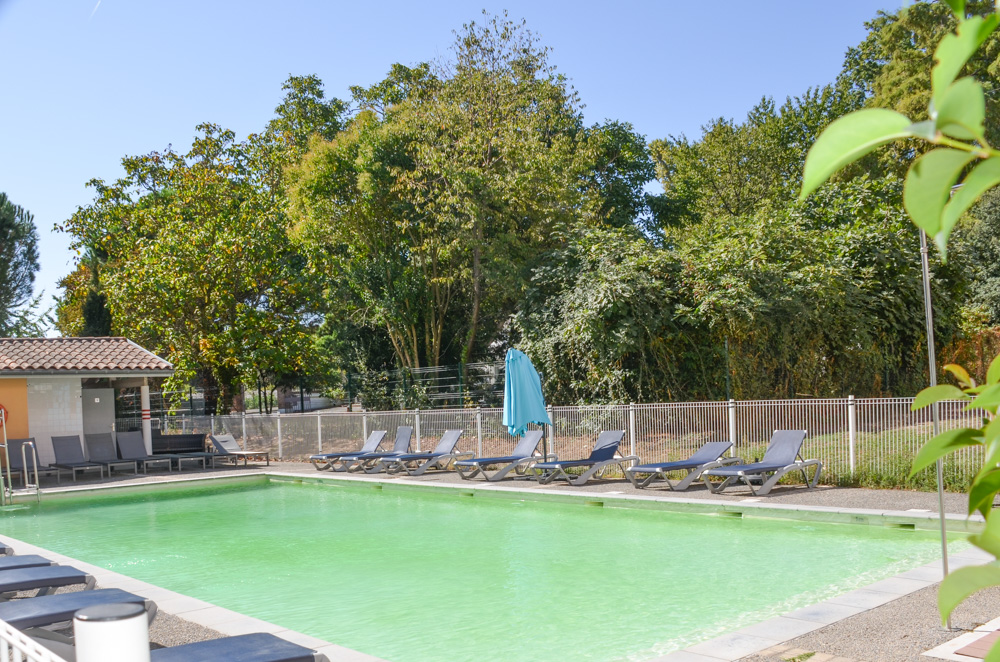 APPARTEMENT T2 37M² MEUBLE - PISCINE - PROCHE COMMODITES - PARKING PRIVE - LIBRE D'OCCUPATION photo 4